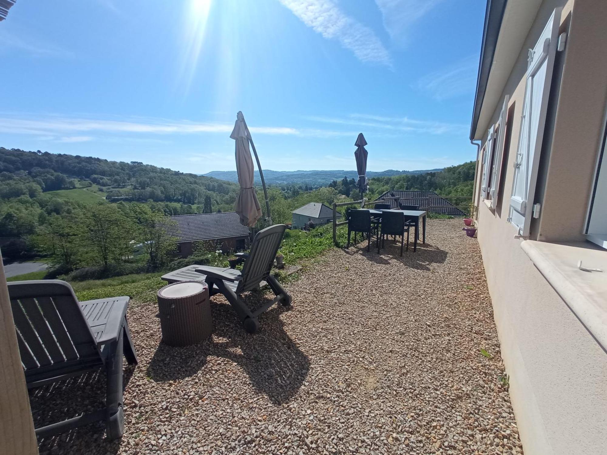 La Mirabelle 85M2 Comfort Et Tres Jolie Vue Cublac Kültér fotó